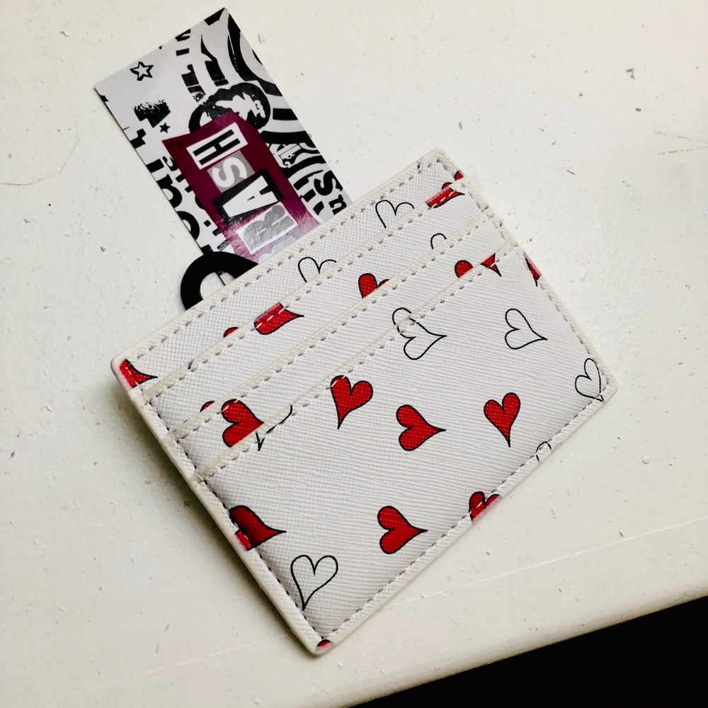 NWT Heart Wallet